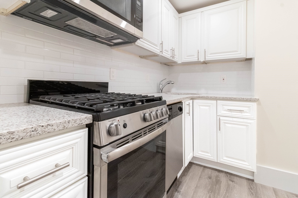 25 Peterborough Street, Unit 32 Boston, MA 02215 - Photo 7 of 13