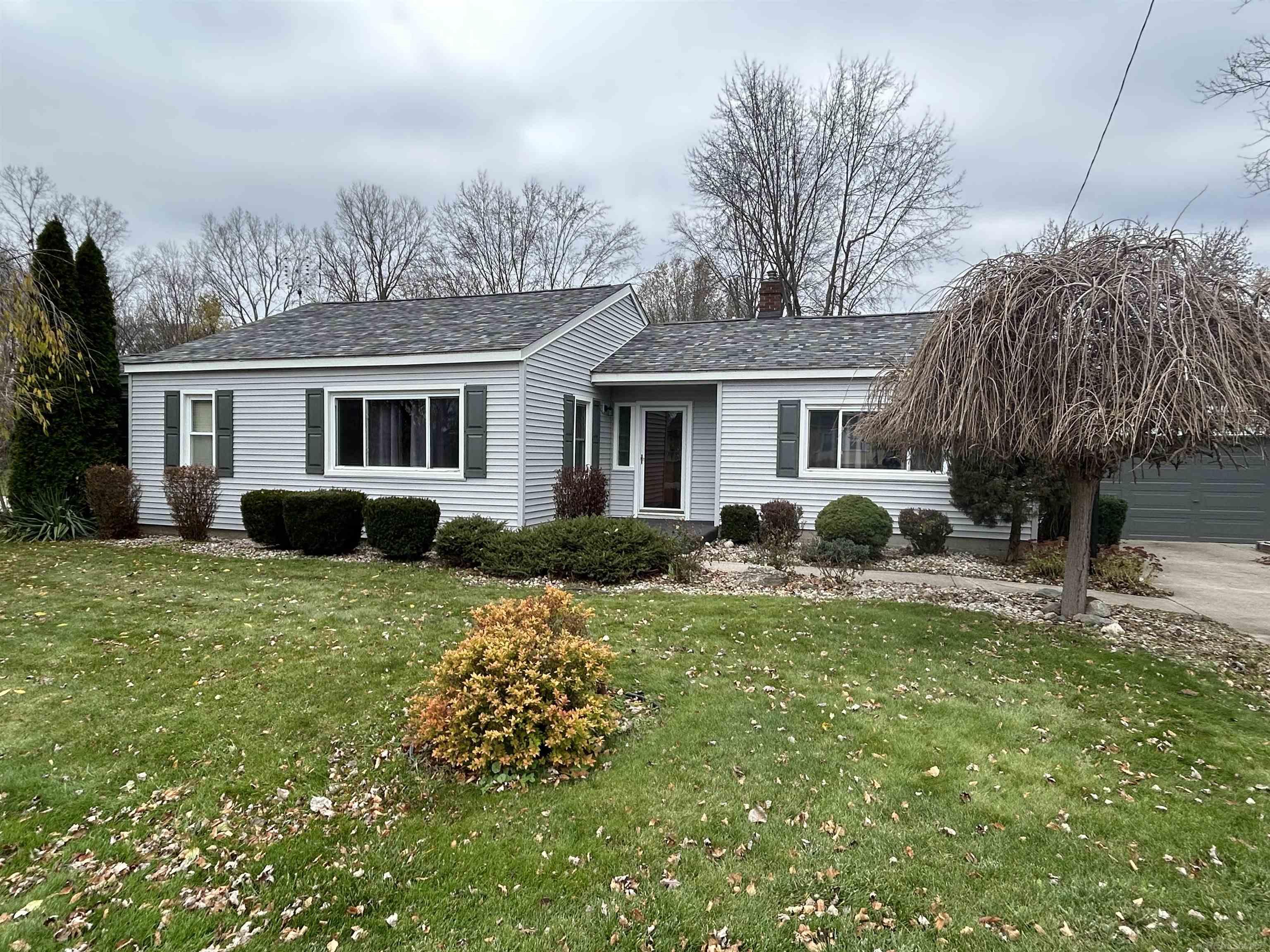 12287 Lapeer Road Davison, MI 48423 - Photo 1 of 20 50127344.JPG