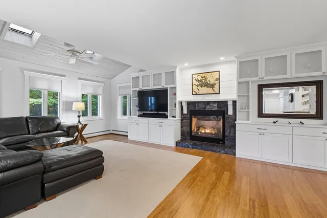 $829,900 | 11 Lantern Circle, Laconia, NH 03246