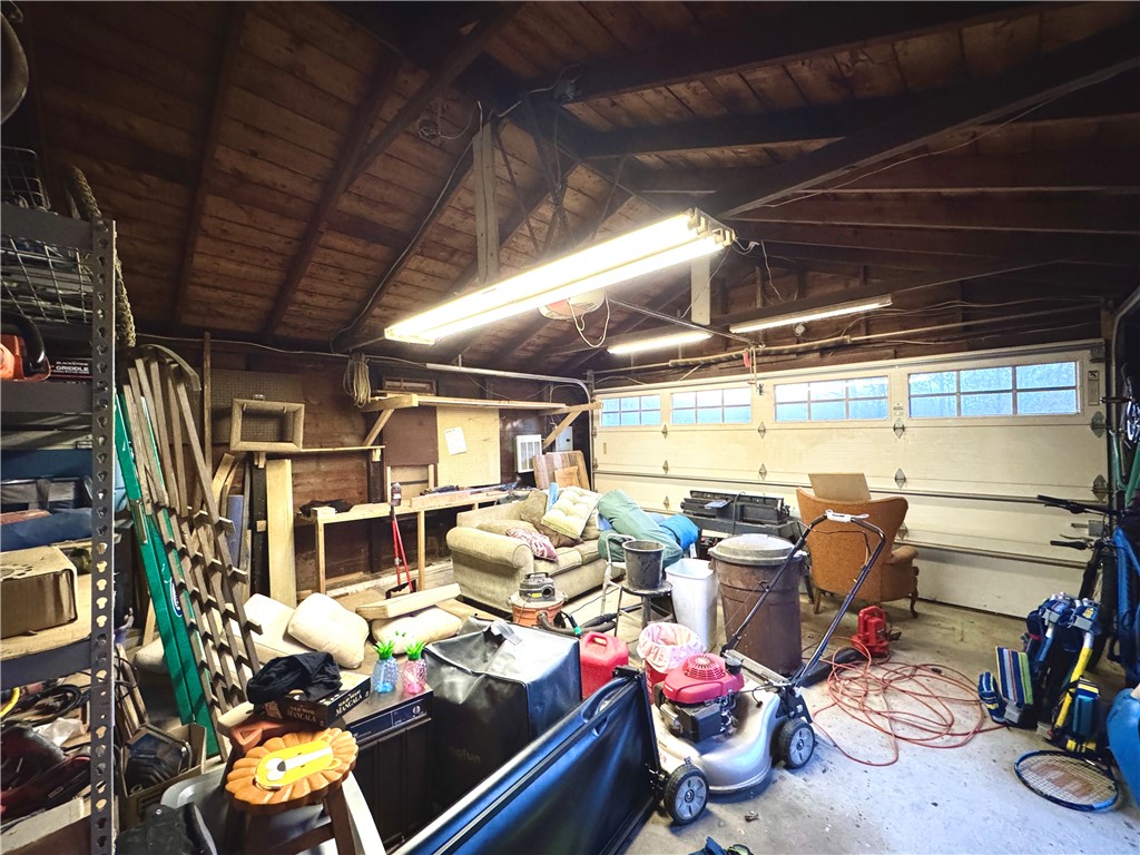 9 Perkins Avenue Westerly, RI 02891 - Photo 34 of 38