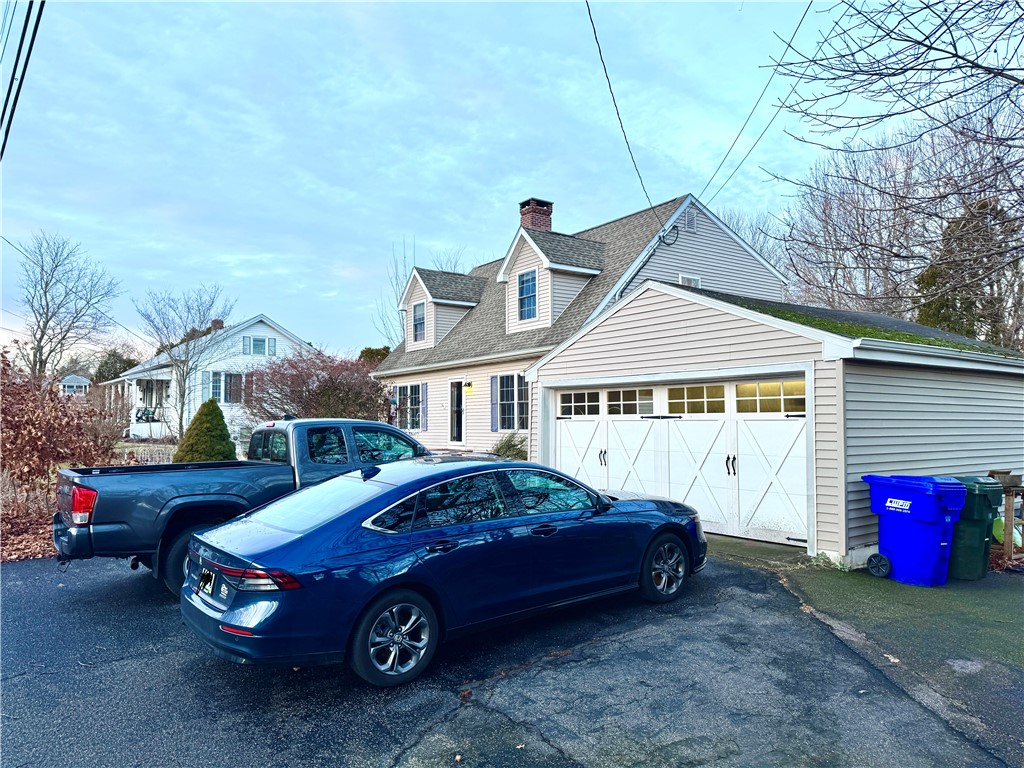 9 Perkins Avenue Westerly, RI 02891 - Photo 4 of 38