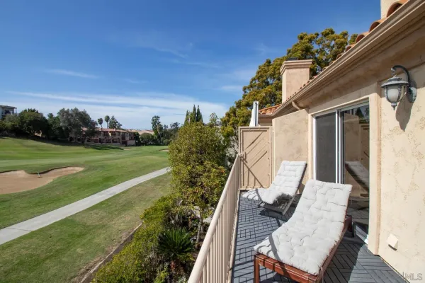 $6,500 | 7517 Jerez Court, Unit B, Carlsbad, CA 92009