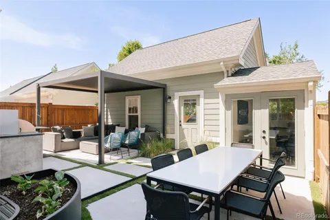 front view of house with a yard