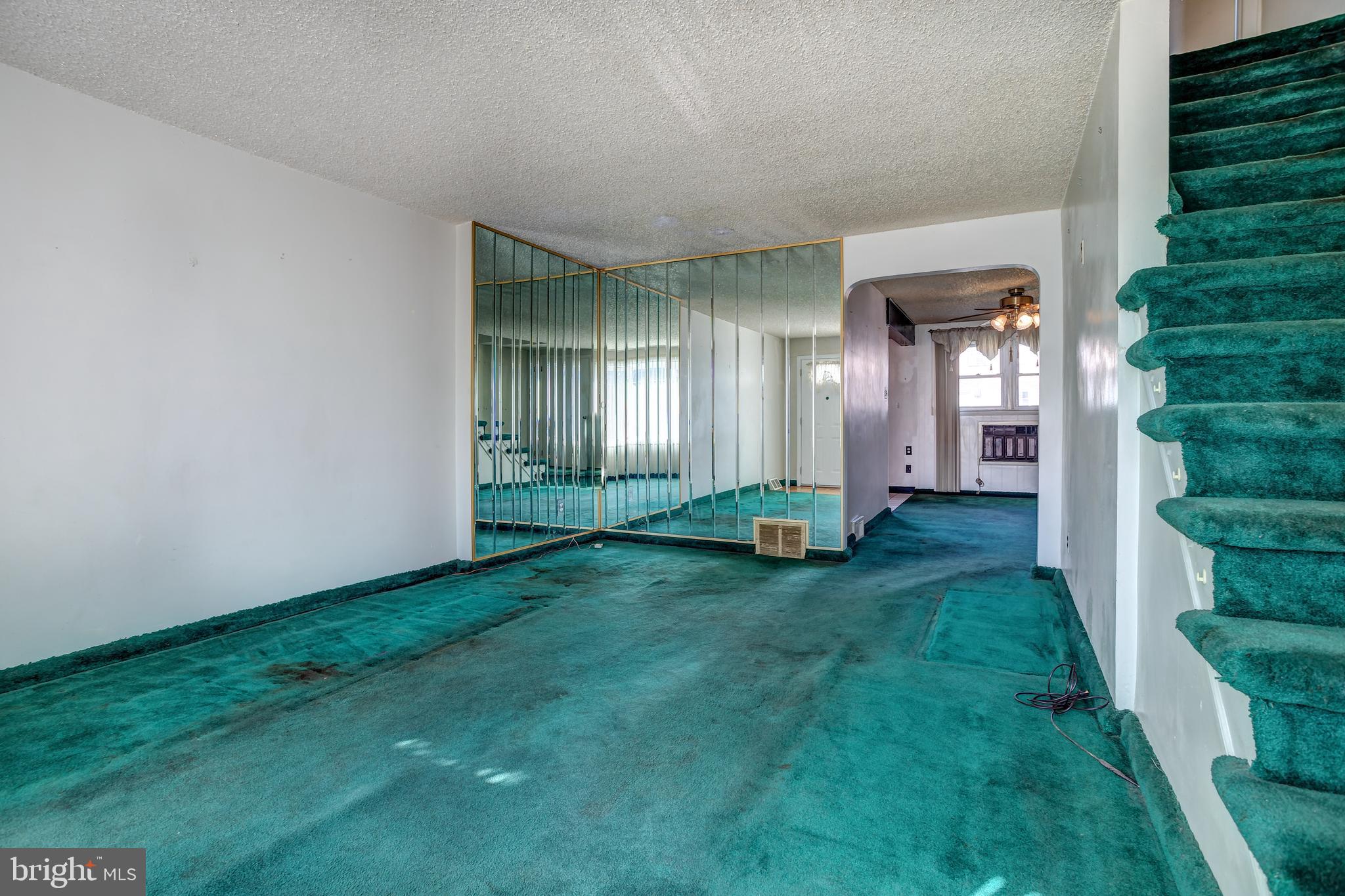 1905 Carter Road Folcroft, PA 19032 - Photo 4 of 20