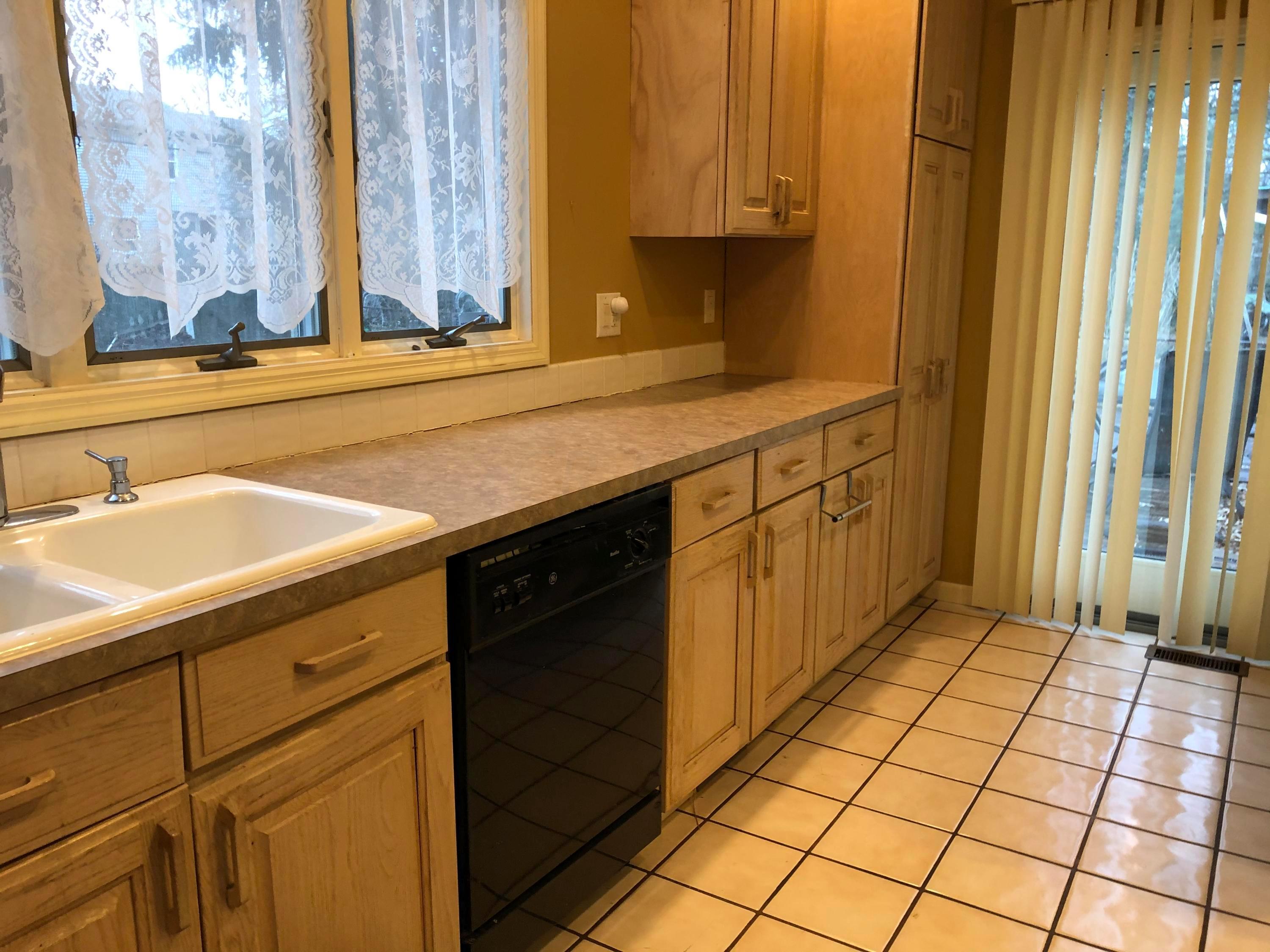 3156 Fontaine Road Columbus, OH 43232 - Photo 25 of 47 Gallery Image 25