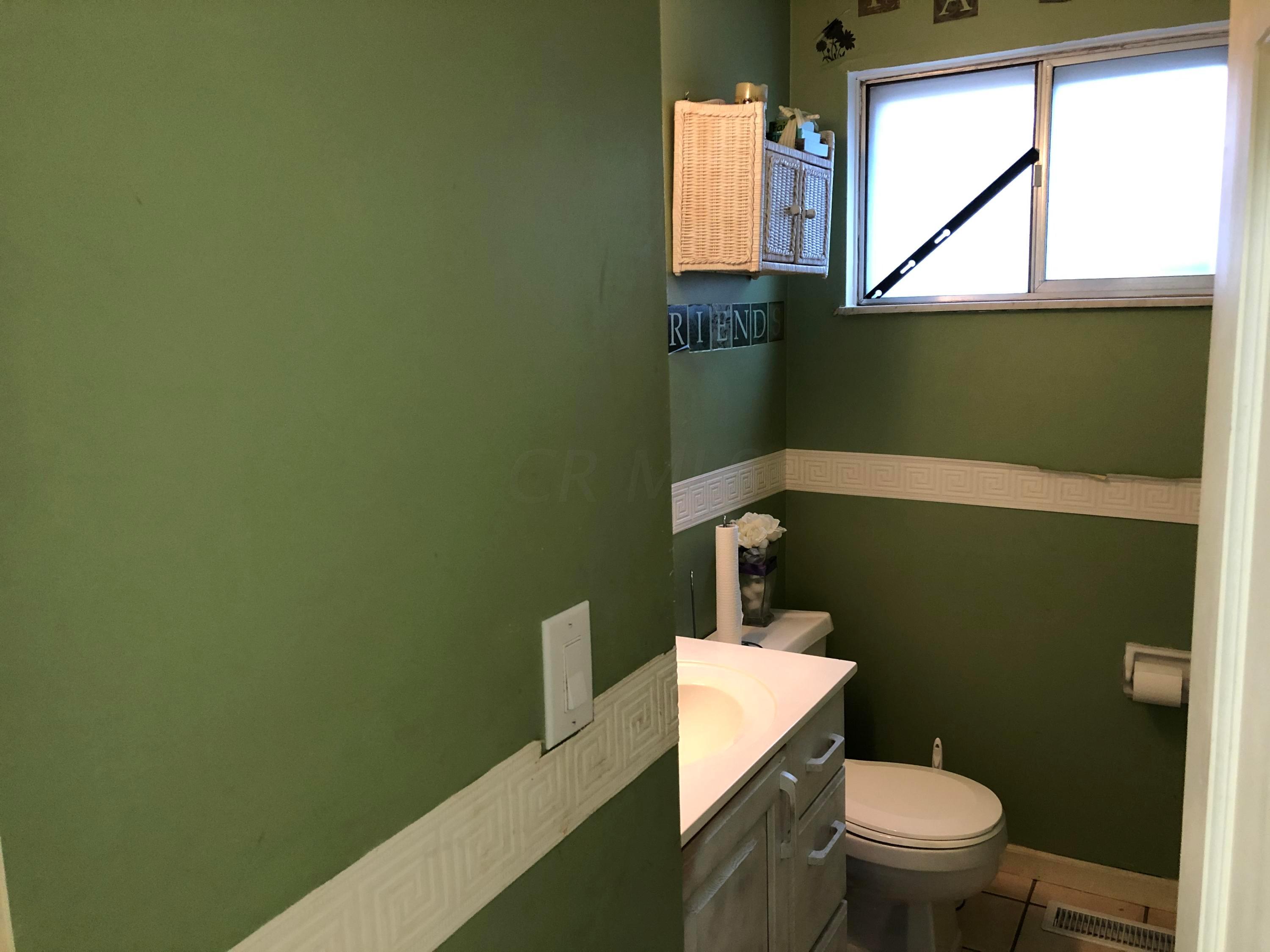 3156 Fontaine Road Columbus, OH 43232 - Photo 38 of 47 Gallery Image 38