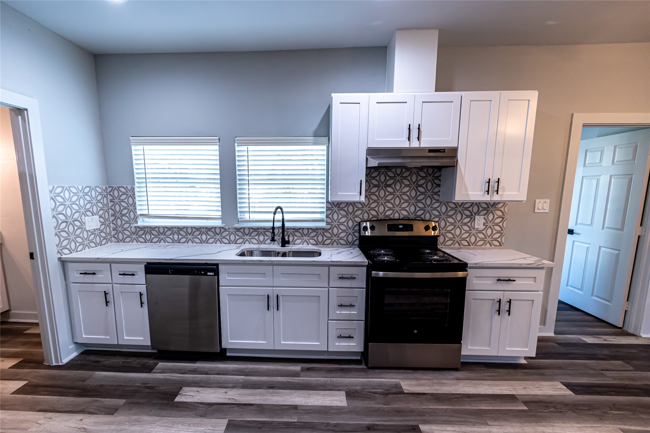 102 Marsden Street, Unit 4 Houston, TX 77011 - Photo 13 of 32