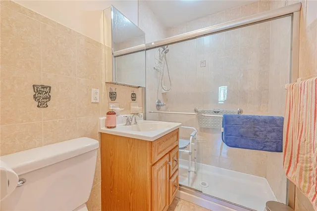 $899,000 | 3204 Glennon Place | Throgs Neck