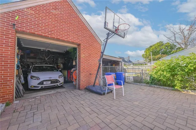 $899,000 | 3204 Glennon Place | Throgs Neck