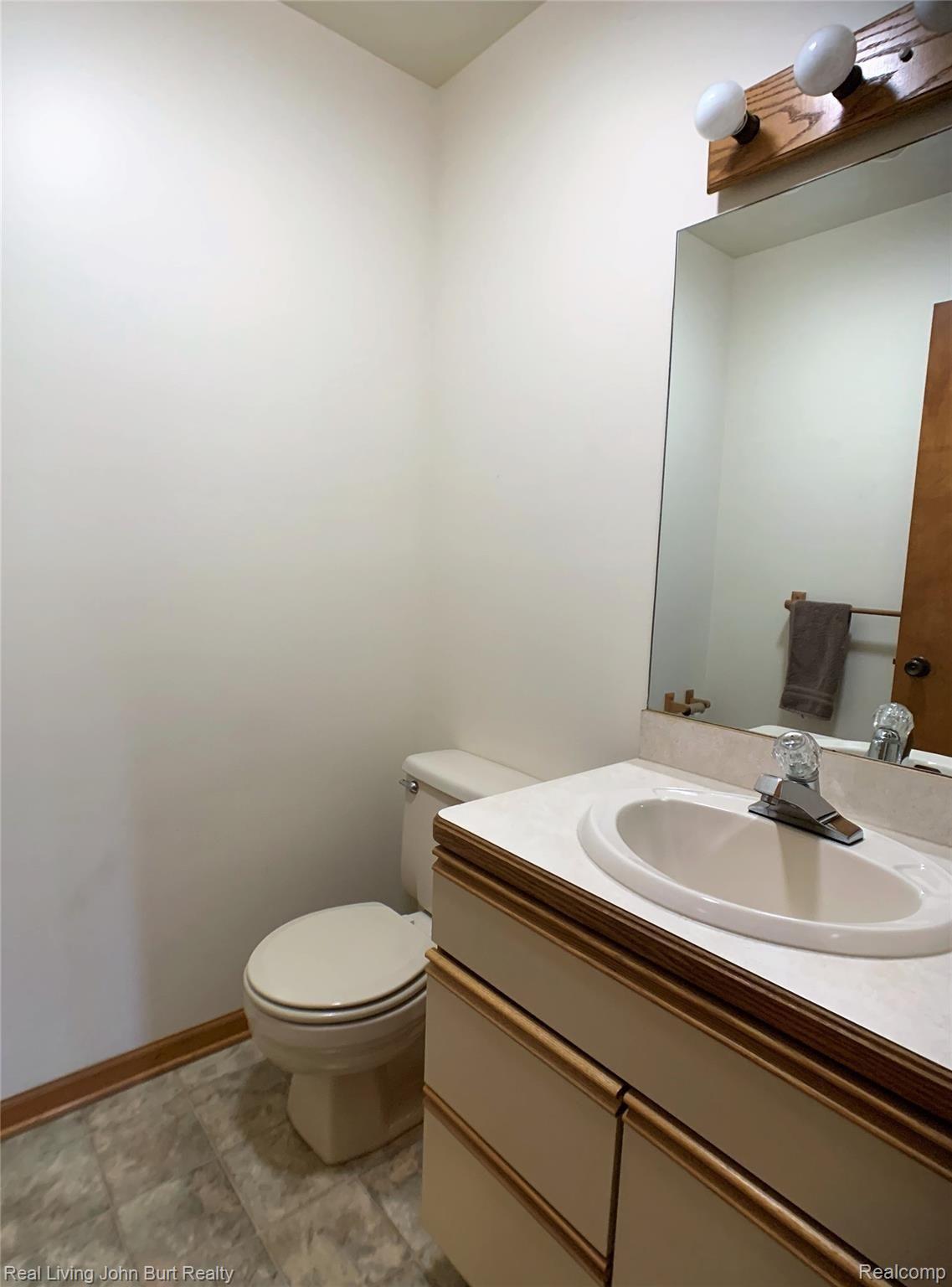 3605 Pratt Road Metamora, MI 48455 - Photo 9 of 31 Powder Room.JPG