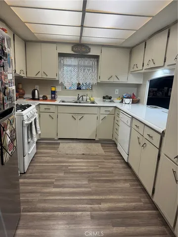 $166,900 | 12700 Elliott Avenue, Unit 406, El Monte, CA 91732