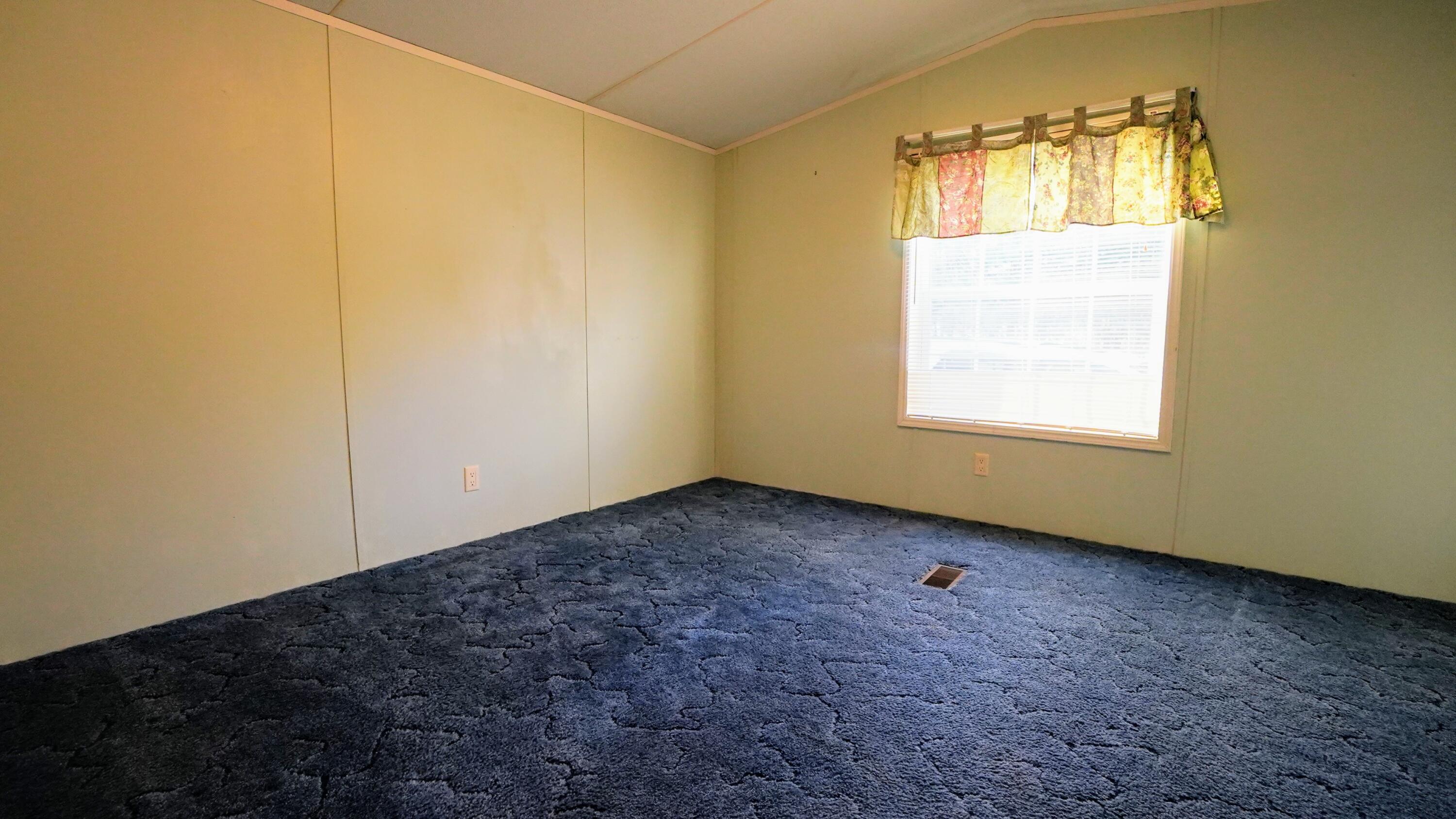 312 Hinckley Road Clinton, ME 04927 - Photo 18 of 32 018