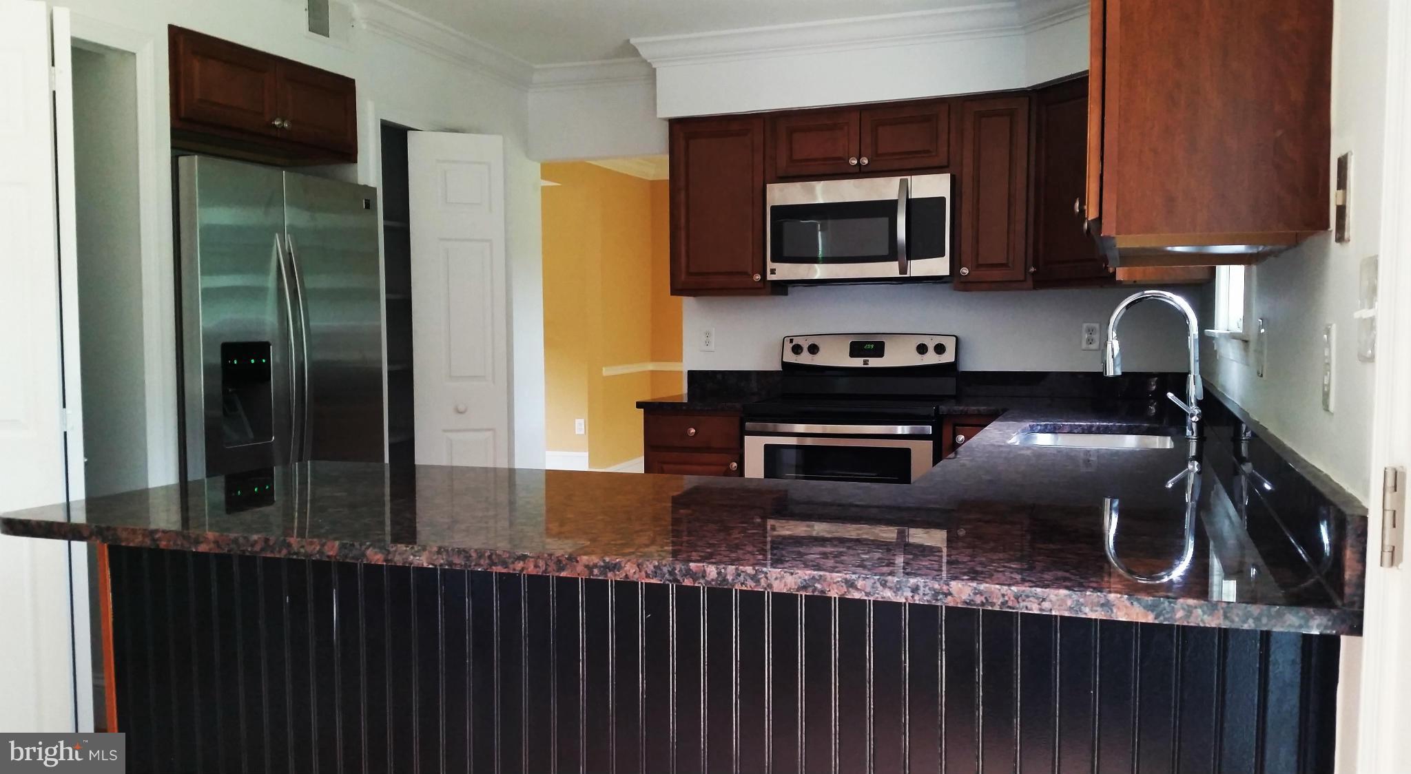 8611 Dunbrook Lane Laurel, MD 20708 - Photo 6 of 30 Kitchen