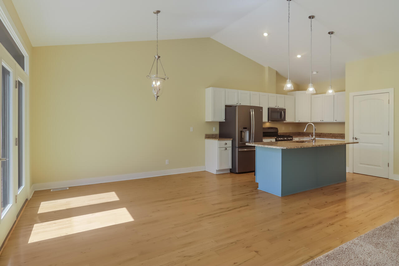 9583 Moon Ridge Road Onekama, MI 49675 - Photo 17 of 73 11-Scene-11