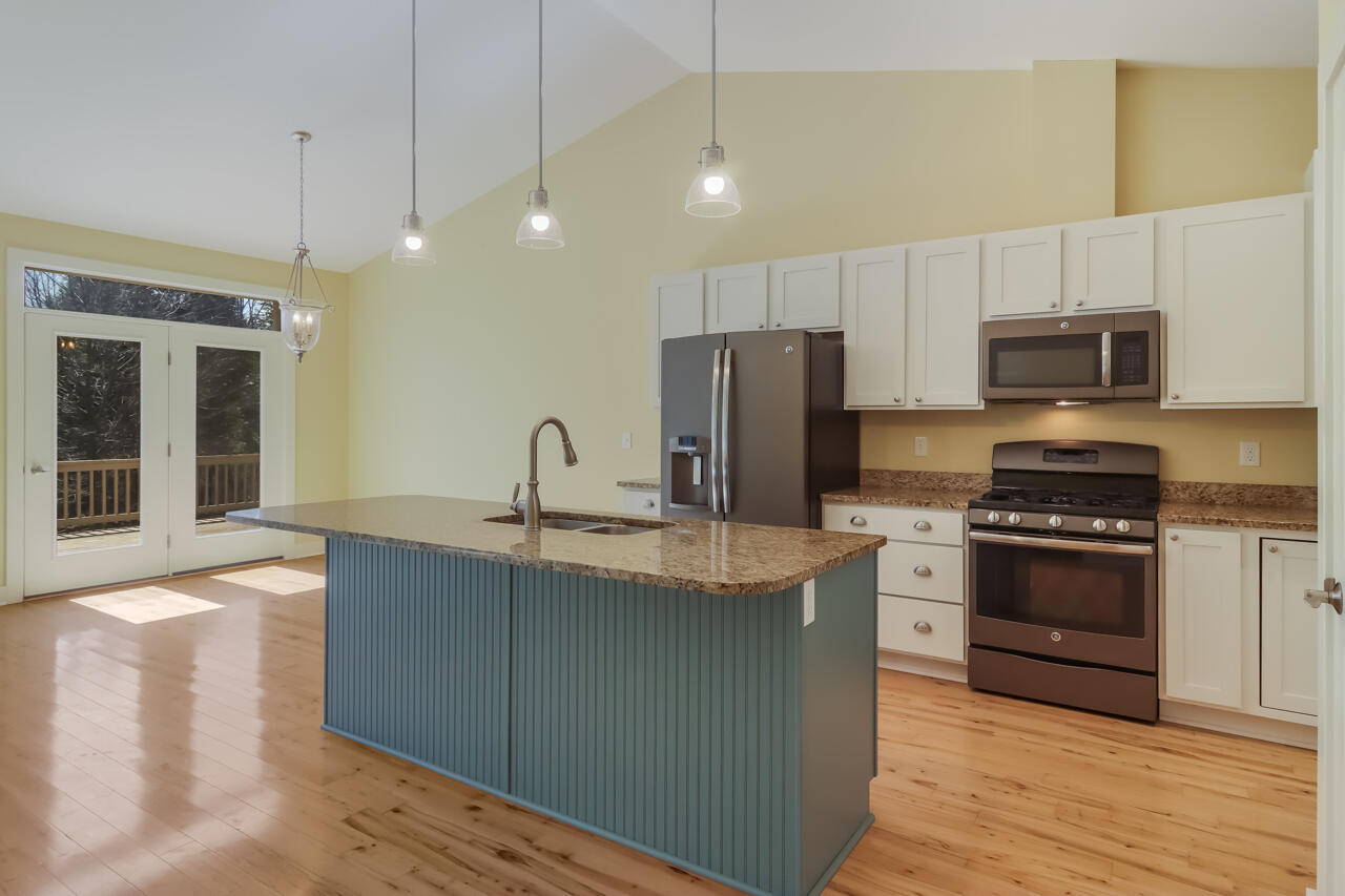 9583 Moon Ridge Road Onekama, MI 49675 - Photo 25 of 73 20-Scene-20