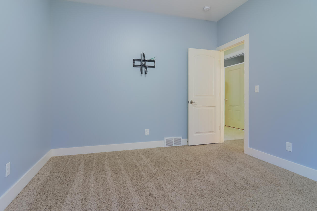 9583 Moon Ridge Road Onekama, MI 49675 - Photo 37 of 73 37-Scene-37