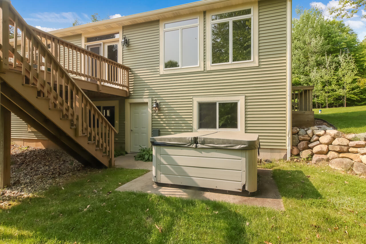 9583 Moon Ridge Road Onekama, MI 49675 - Photo 4 of 73 11-Scene-12