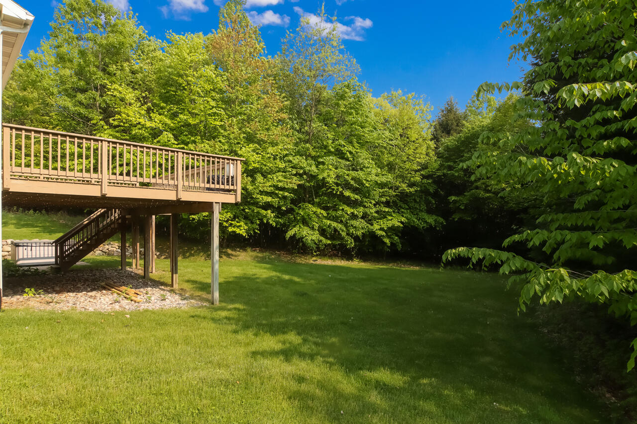 9583 Moon Ridge Road Onekama, MI 49675 - Photo 53 of 73 14-Scene-15