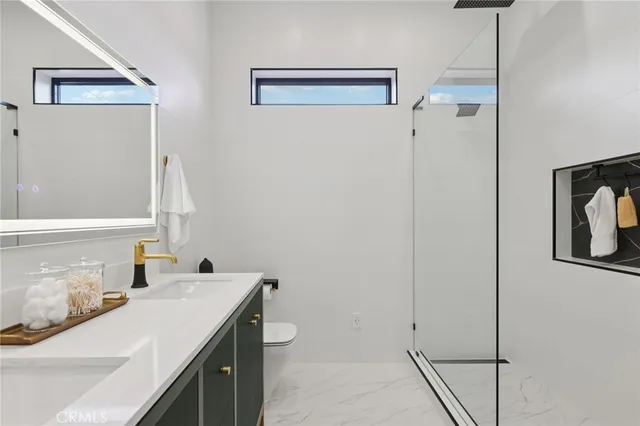 $2,950,000 | 5407 VÃa Del Valle, Torrance, CA 90505