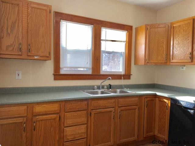 139 Everett Road Colonie, NY 12211 - Photo 6 of 21 Photo 6
