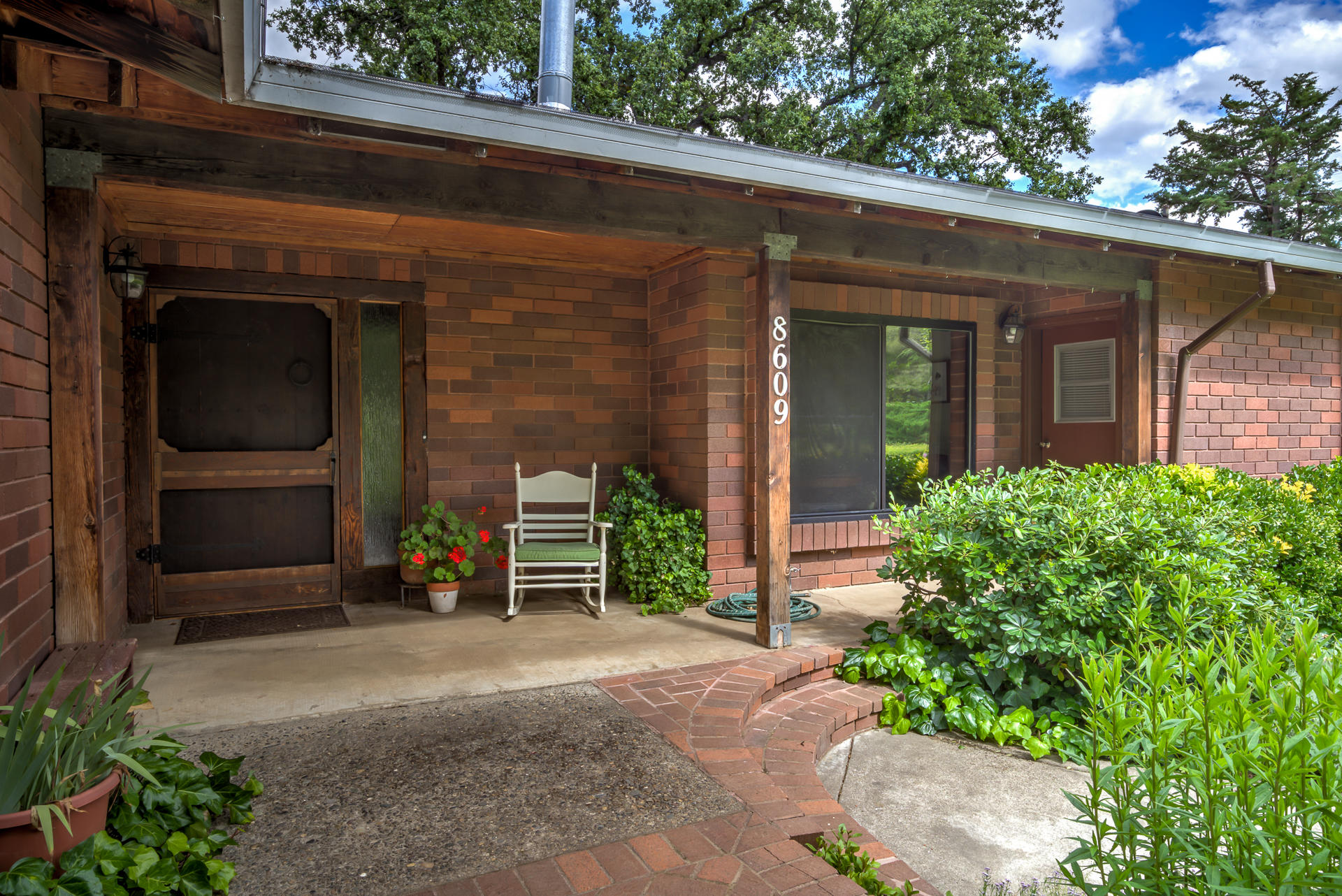 8609 Maynard Road Palo Cedro, CA 96073 - Photo 6 of 71 8609MaynardRoadext_026