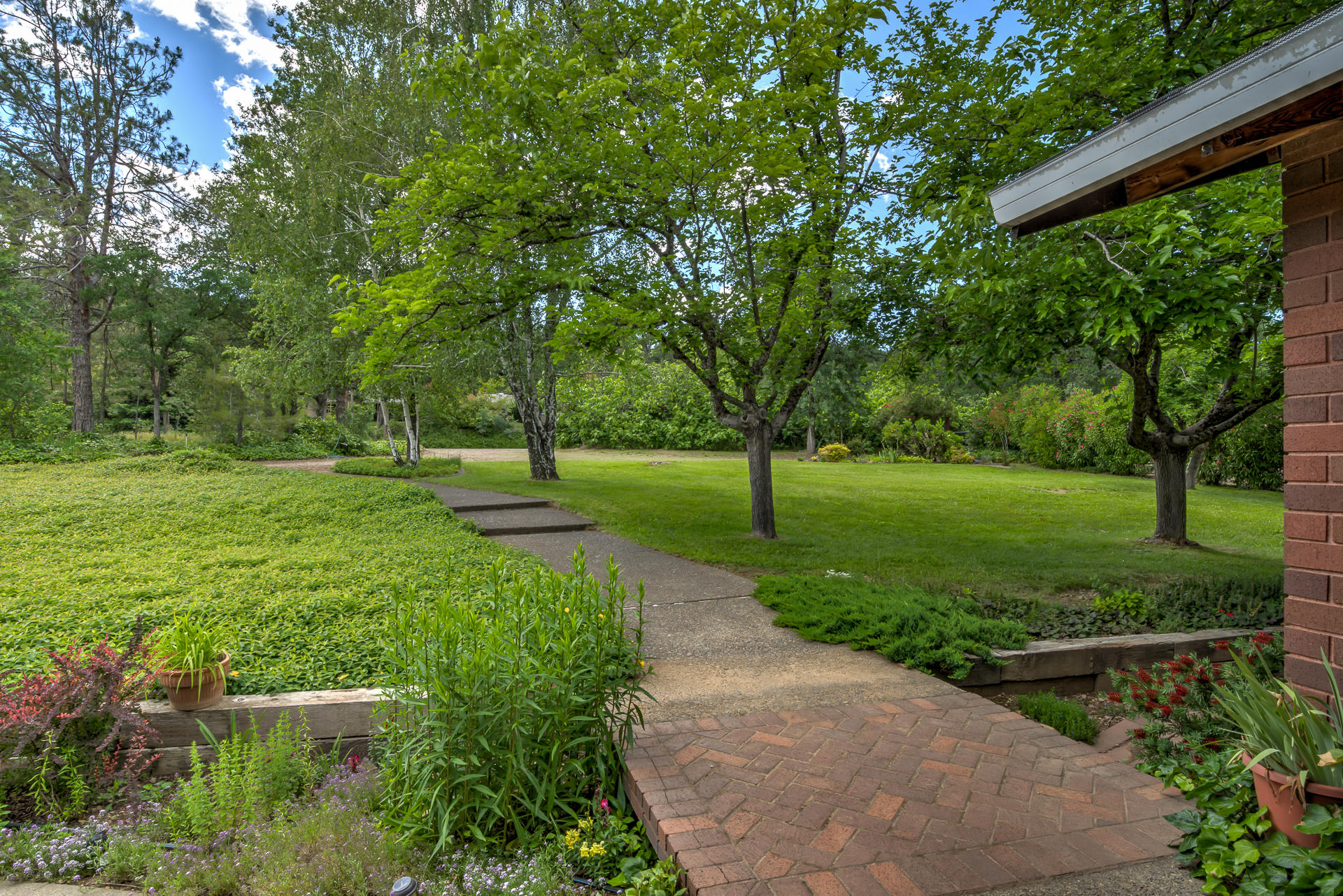 8609 Maynard Road Palo Cedro, CA 96073 - Photo 67 of 71 8609MaynardRoadext_041