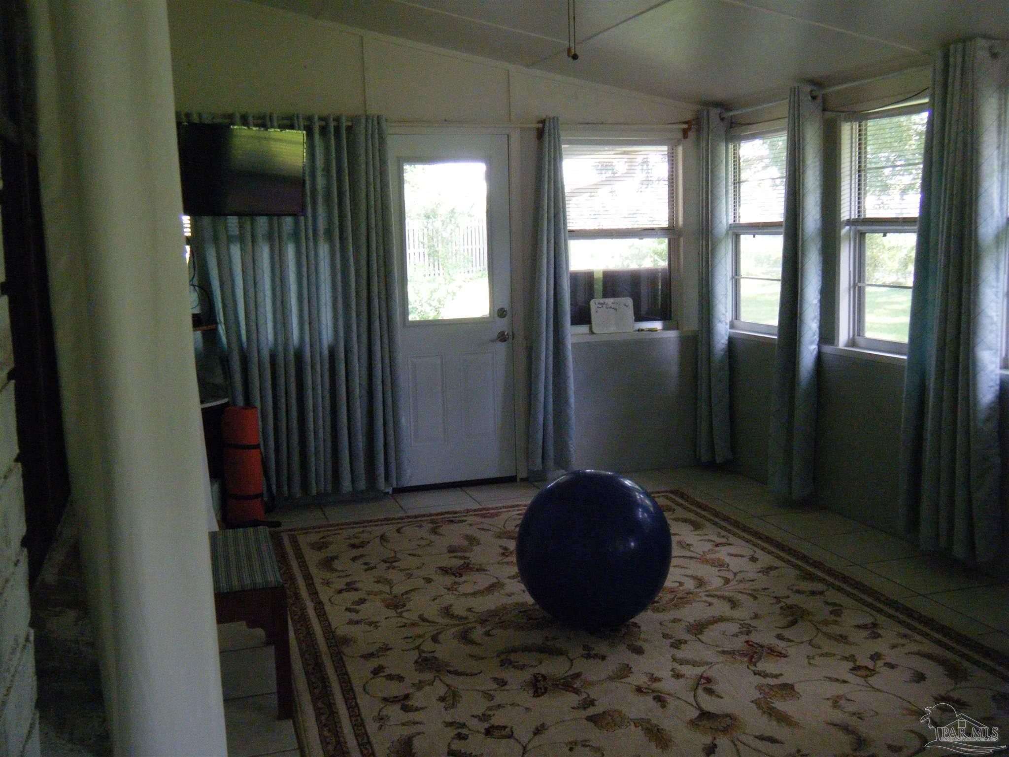 4324 Grant Street Milton, FL 32571 - Photo 14 of 28