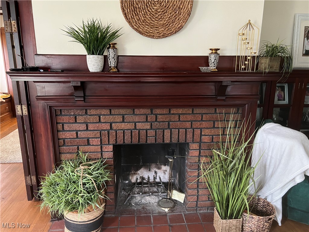 1695 Lee Road Cleveland, OH 44118 - Photo 9 of 36 Fireplace has not been used