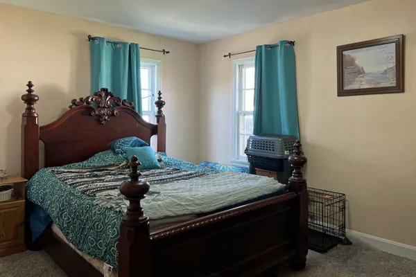 a close view of sink