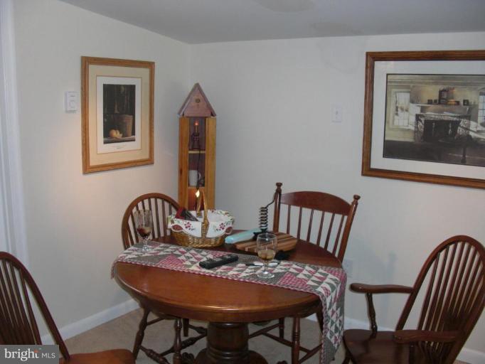 9121 Jordan Road Fairplay, MD 21733 - Photo 3 of 21 Breakfast Area