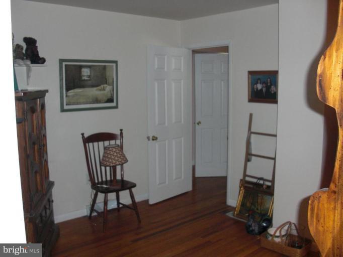 9121 Jordan Road Fairplay, MD 21733 - Photo 5 of 21 Den