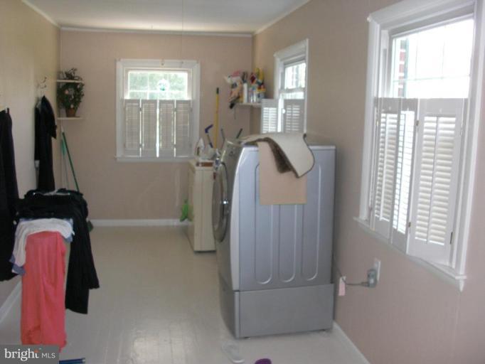 9121 Jordan Road Fairplay, MD 21733 - Photo 7 of 21 Laundry Area 1