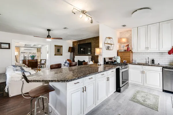 $3,000 | 609 South Arnold Avenue, Lantana, FL 33462