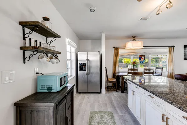 $3,000 | 609 South Arnold Avenue, Lantana, FL 33462