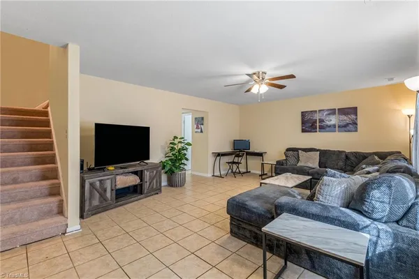 $1,700 | 5735 Bramblegate Road, Greensboro, NC 27409