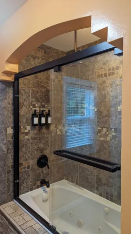 $2,400 | 2032 Harrison Avenue, Muskegon, MI 49441