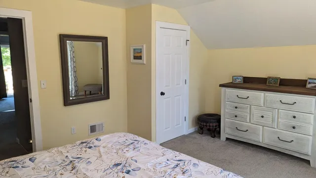 $2,400 | 2032 Harrison Avenue, Muskegon, MI 49441