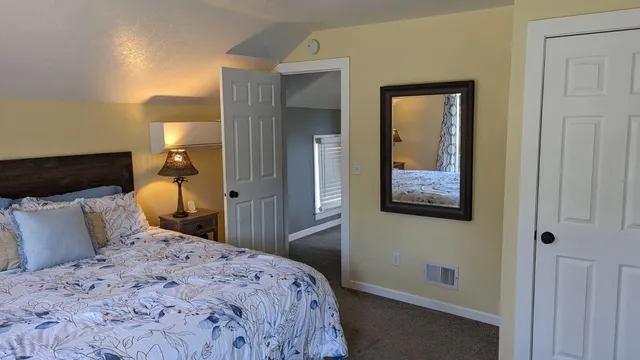 $2,400 | 2032 Harrison Avenue, Muskegon, MI 49441