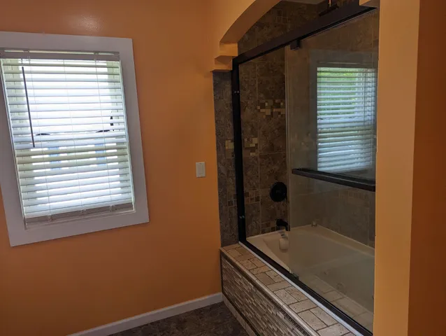 $2,400 | 2032 Harrison Avenue, Muskegon, MI 49441