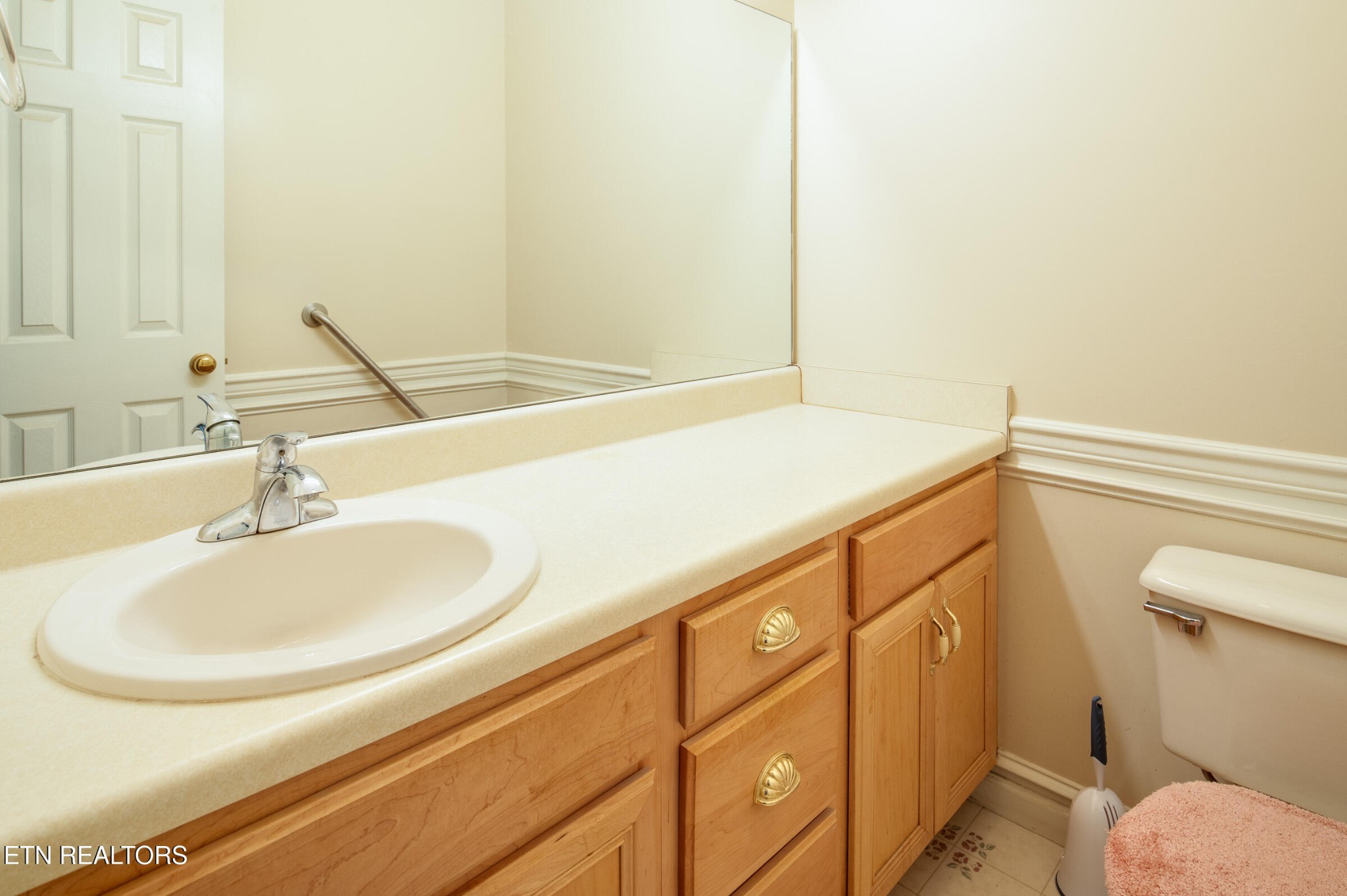 6215 Cardwell Road Corryton, TN 37721 - Photo 12 of 22 a bathroom with a sink and a toilet