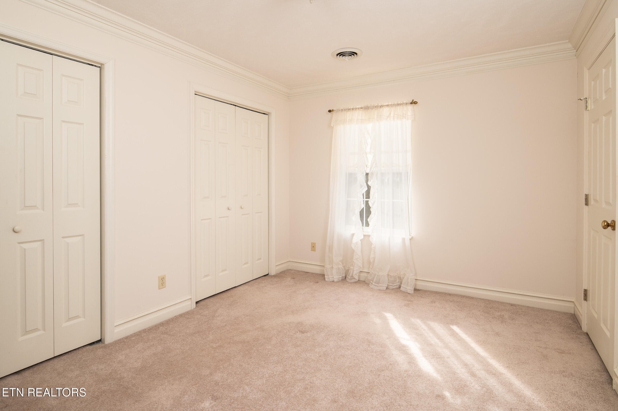 6215 Cardwell Road Corryton, TN 37721 - Photo 17 of 22 a view of an empty room