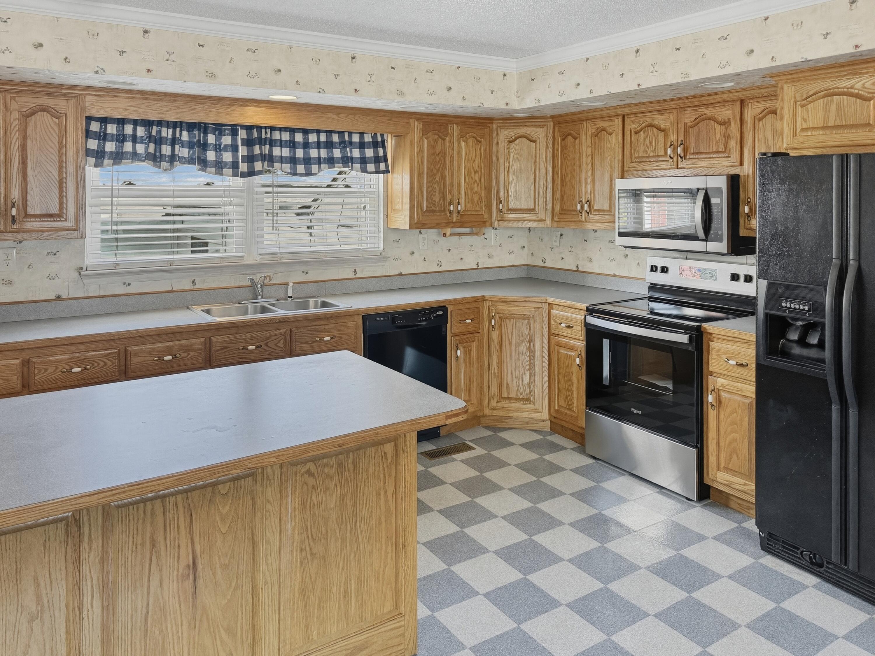 800 South Germantown Road Chattanooga, TN 37412 - Photo 9 of 33 IMG_7630_decluttered