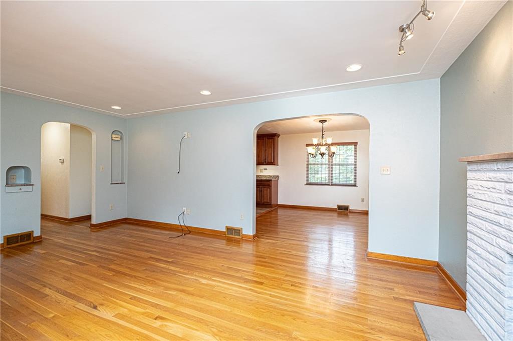 1254 Country Club Road Monongahela, PA 15063 - Photo 4 of 25 Gallery Image 4