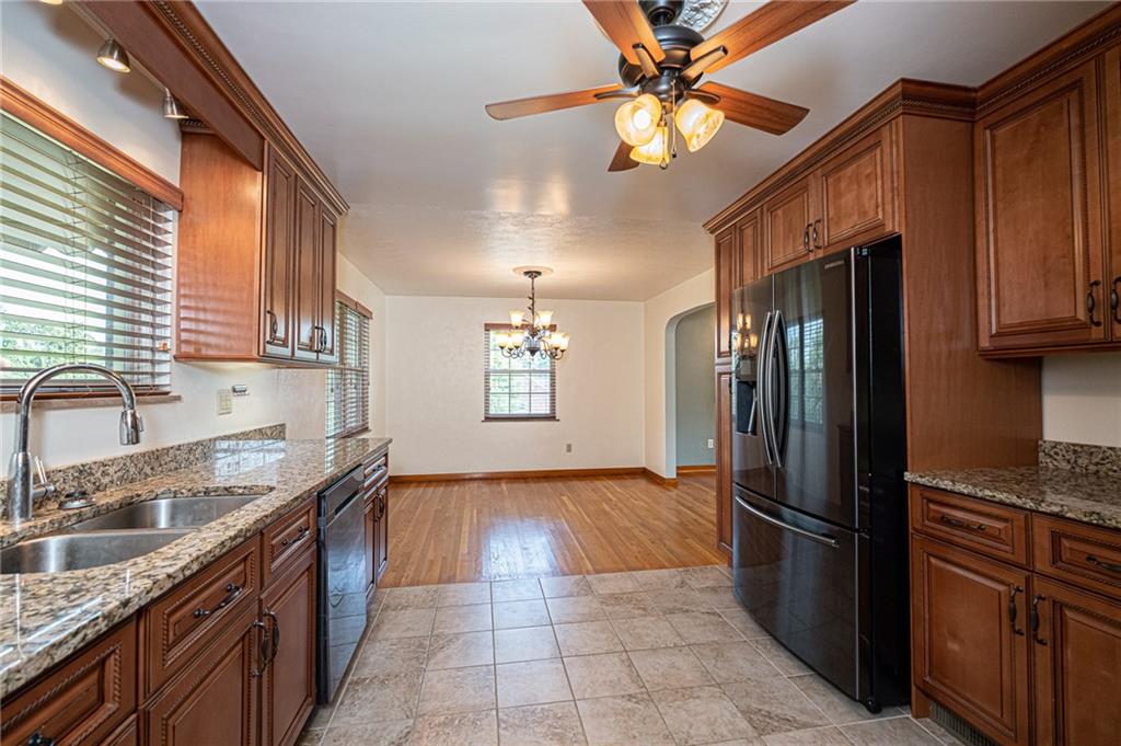 1254 Country Club Road Monongahela, PA 15063 - Photo 8 of 25 Gallery Image 8