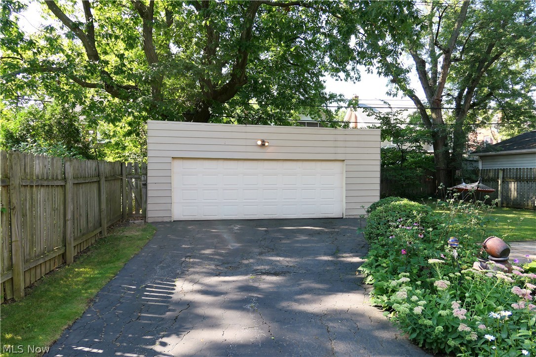 3044 Edgehill Road Cleveland, OH 44118 - Photo 21 of 21 Oversized 2 Car Garage