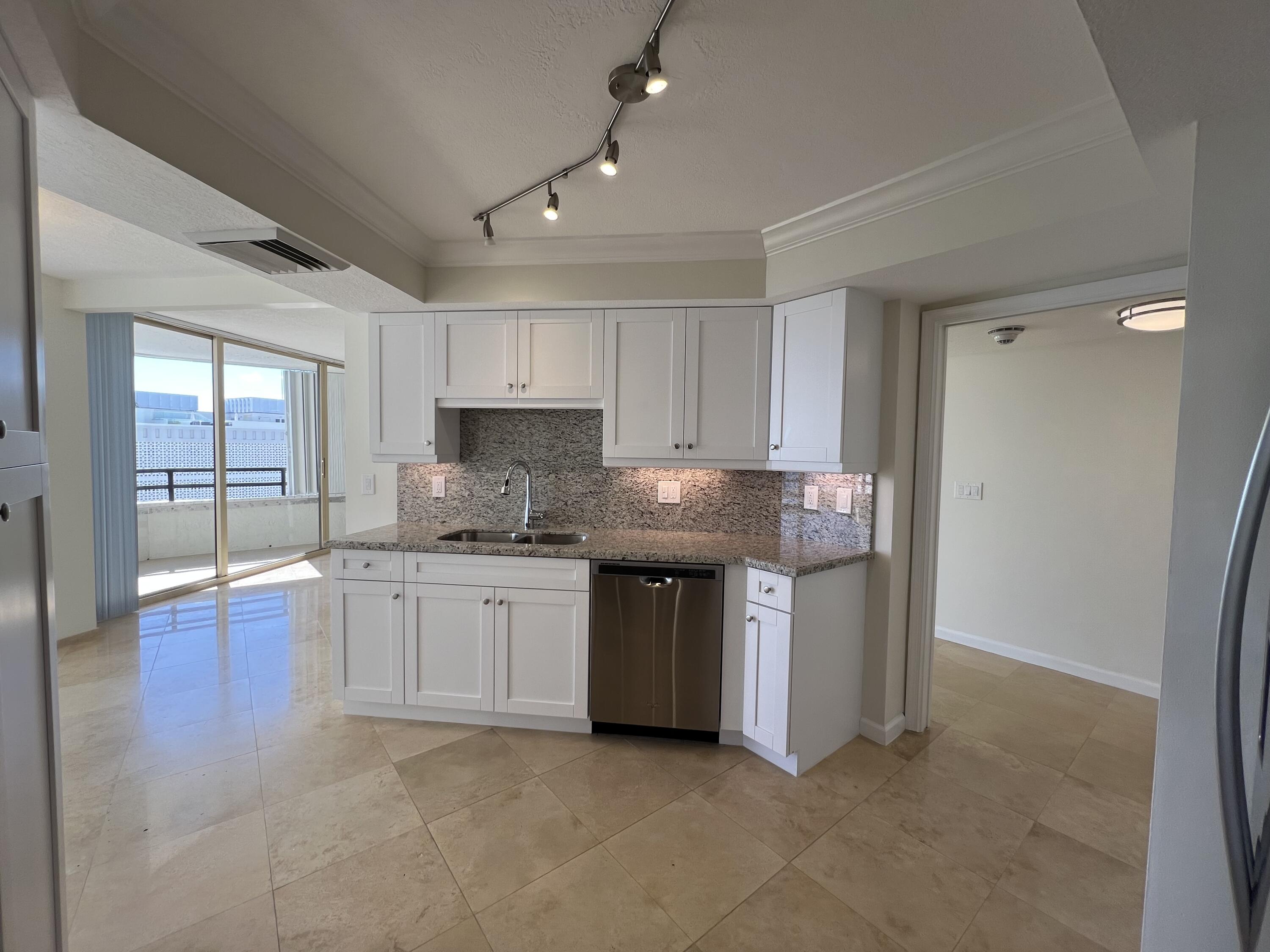 3560 South Ocean Boulevard, Unit 903 South Palm Beach, FL 33480 - Photo 9 of 39 IMG_7130