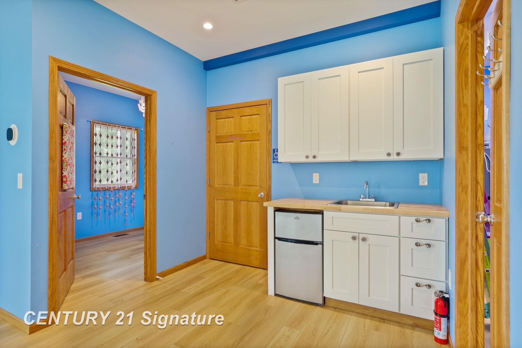 720 Pt Crescent Rd Port Port Austin, MI 48467 - Photo 43 of 79