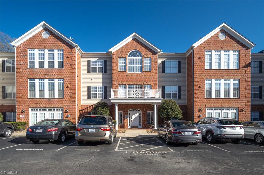 524 College Road, Unit 207 Greensboro, NC 27410 - Photo 25 of 31