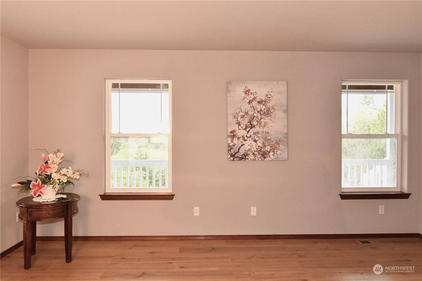 6990 Northbank Road Aberdeen, WA 98520 - Photo 11 of 39 Gallery Image 11