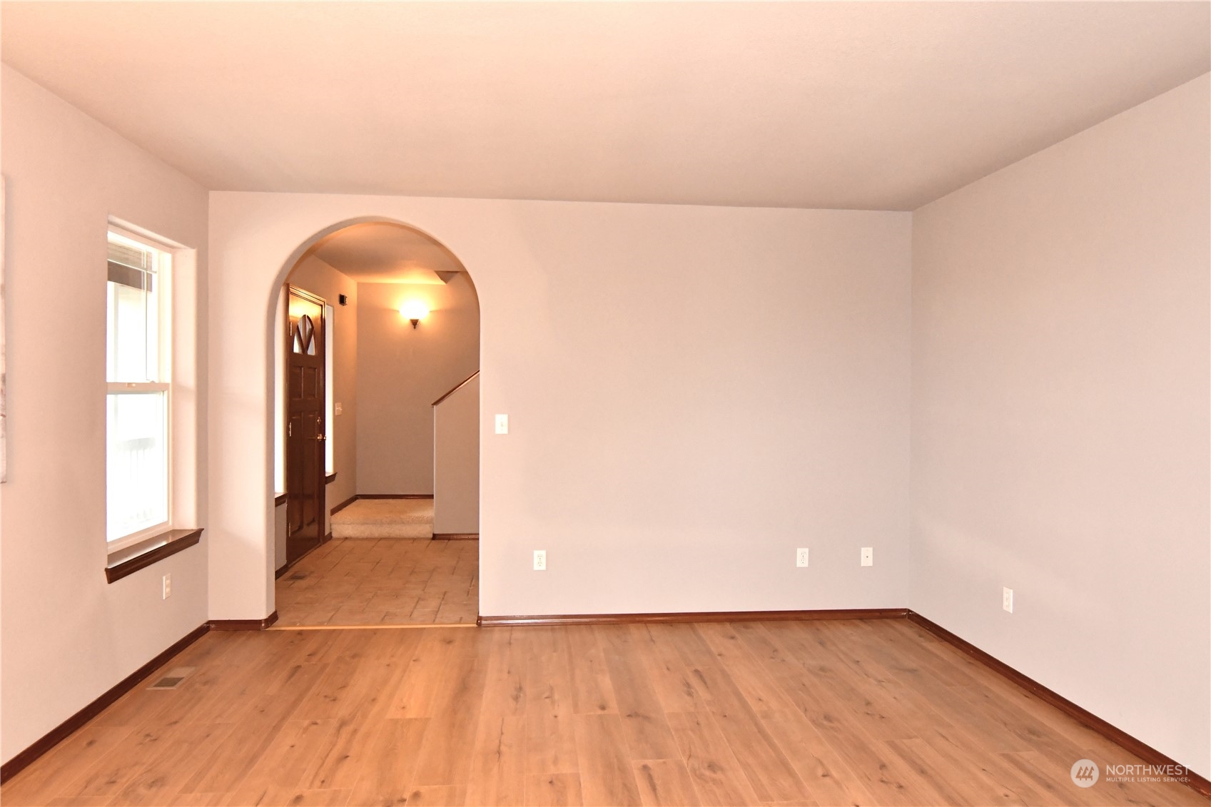 6990 Northbank Road Aberdeen, WA 98520 - Photo 12 of 39 Gallery Image 12